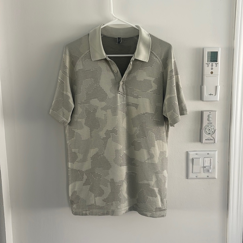 Mens Lululemon Metal Vent Tech short sleeve polo shirt (Medium)